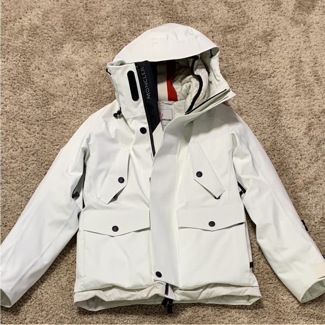 MONCLER(モンクレール)のYontory様 専用出品 モンクレール MONCLER グルノーブル メンズ☆ メンズのジャケット/アウター(ダウンジャケット)の商品写真