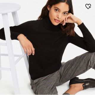 ユニクロ(UNIQLO)のUNIQLO カシミヤタートルネックセーター(ニット/セーター)