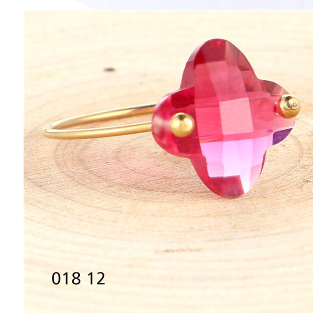お花の可愛いリング ピンク レディースのアクセサリー(リング(指輪))の商品写真