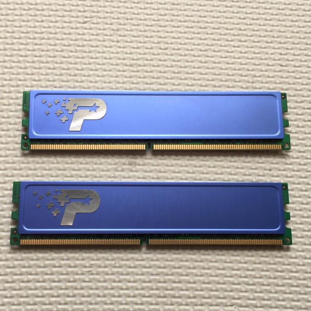 patriot DDR2-800 PC2-6400 2GBx2枚②デスクトップ用 スマホ/家電/カメラのPC/タブレット(PCパーツ)の商品写真