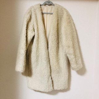 エイチアンドエム(H&M)のH&Mフェイクファーコート★中古(毛皮/ファーコート)