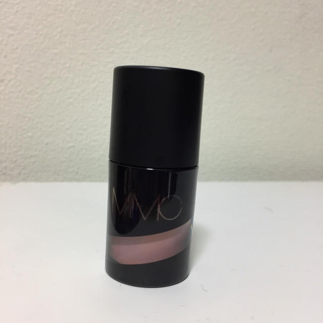 MiMC(エムアイエムシー)のMiMC ミネラルリキッドルージュ01 コスメ/美容のベースメイク/化粧品(口紅)の商品写真