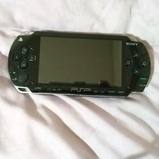 プレイステーションポータブル(PlayStation Portable)のPSP-1000本体(携帯用ゲーム機本体)