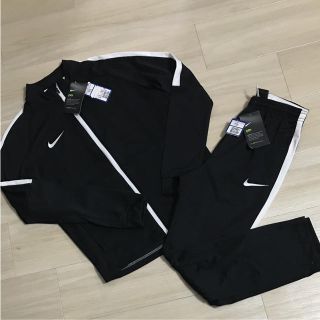 ナイキ(NIKE)の【タイムセール】新品タグ付き❥NIKE ナイキ ジャージ上下 160(ジャケット/上着)