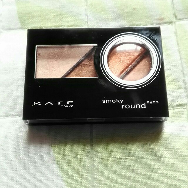 KATE(ケイト)のケイト　スモーキーラウンドアイズ コスメ/美容のベースメイク/化粧品(アイシャドウ)の商品写真