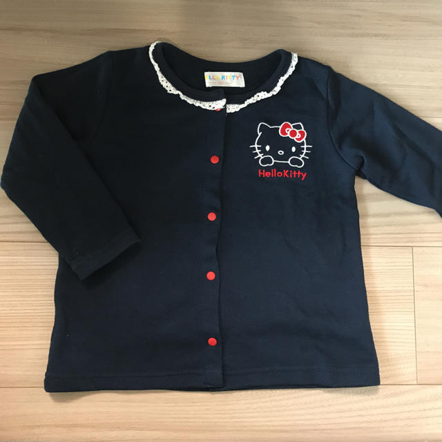 ハローキティ(ハローキティ)のキティちゃん カーディガン HELLOKITTY キッズ/ベビー/マタニティのキッズ服女の子用(90cm~)(カーディガン)の商品写真