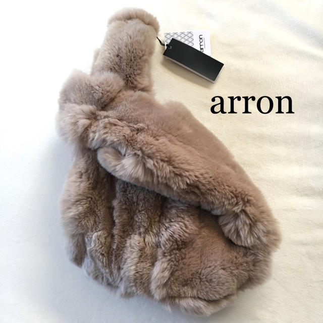 SHIPS(シップス)の未使用 arron アーロン レッキス ファー バッグ レディースのバッグ(ハンドバッグ)の商品写真