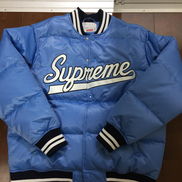 supreme Script Varsity Puffy Jacketスタジャン