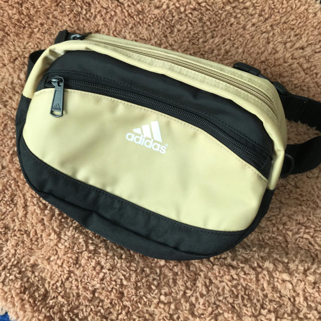 adidas(アディダス)の❤︎adidas❤︎ウエストポーチ❤︎ レディースのバッグ(ボディバッグ/ウエストポーチ)の商品写真