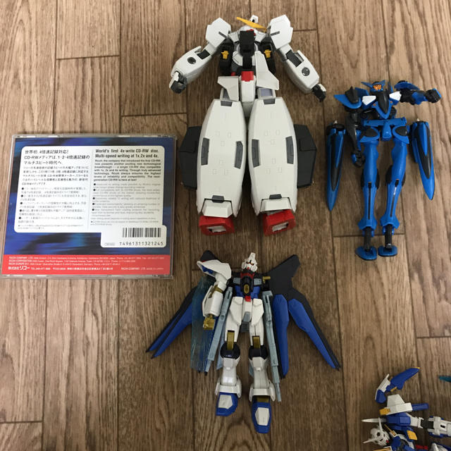 BANDAI(バンダイ)のガンダム フィギュア エンタメ/ホビーのおもちゃ/ぬいぐるみ(模型/プラモデル)の商品写真