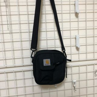 カーハート(carhartt)のcarhartt essentials bag small(ショルダーバッグ)