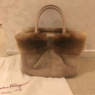 サルヴァトーレフェラガモ(Salvatore Ferragamo)のフェラガモのファーバッグ♡(ハンドバッグ)