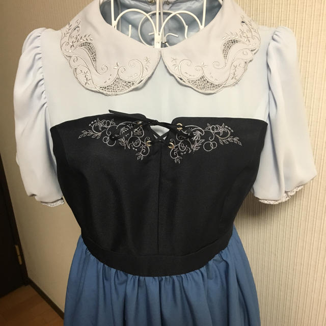シーハニ キスガ ドレス