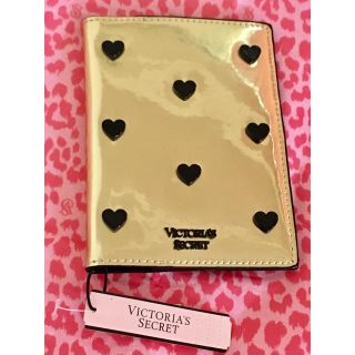 ヴィクトリアズシークレット(Victoria's Secret)のVictoria's Secret パスポートケース 新品(旅行用品)