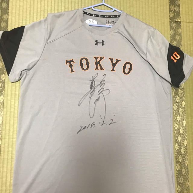 ボーナス記念 超レア！阿部慎之助 サイン入りビジターTシャツ アンダーアーマー