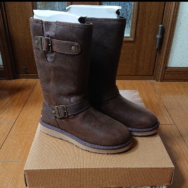 靴/シューズ✨《新品》✨UGGムートンブーツ