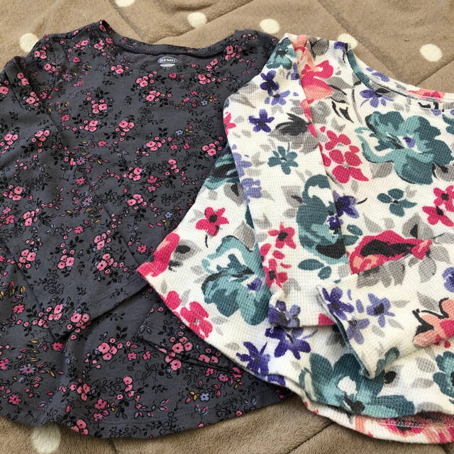 ベルメゾン(ベルメゾン)のオールドネイビー2枚セット キッズ/ベビー/マタニティのキッズ服女の子用(90cm~)(Tシャツ/カットソー)の商品写真