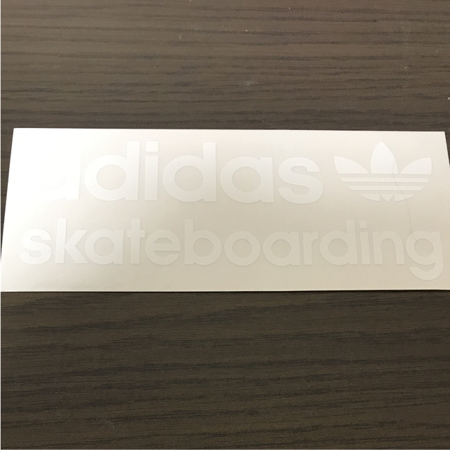 adidas(アディダス)の【縦6cm横23cm】 adidas skateboard ステッカー二枚セット 自動車/バイクのバイク(ステッカー)の商品写真