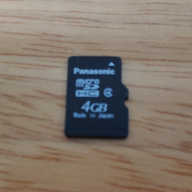 Panasonic(パナソニック)のPanasonic microsdカード4gb スマホ/家電/カメラのスマートフォン/携帯電話(その他)の商品写真