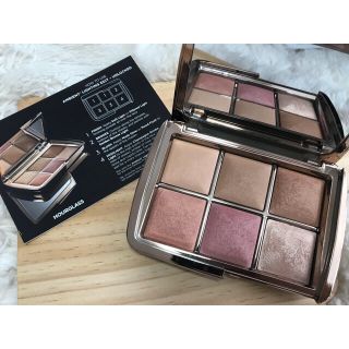 セフォラ(Sephora)のHOURGLASS AMBIENT UNLOCKED 限定品(フェイスカラー)