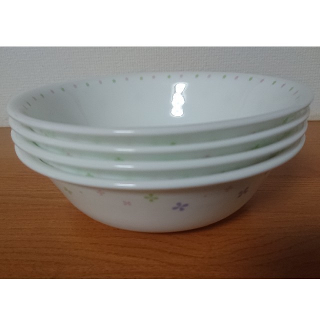 CORELLE(コレール)のコレール小・中ボール４個づつ インテリア/住まい/日用品のキッチン/食器(食器)の商品写真