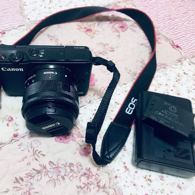 (美品) Canon EOS M10 レンズキット(ブラック) 2