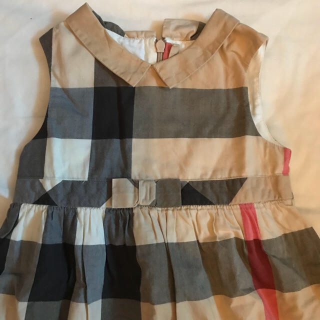 BURBERRY(バーバリー)のSunflower様ご専用 バーバリー2y 24m ボンポワン2aセット キッズ/ベビー/マタニティのキッズ服女の子用(90cm~)(ワンピース)の商品写真