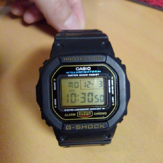 G-SHOCK(ジーショック)のCASIO GｰSHOCK DW-5600EG-9V スピードモデル メンズの時計(腕時計(デジタル))の商品写真