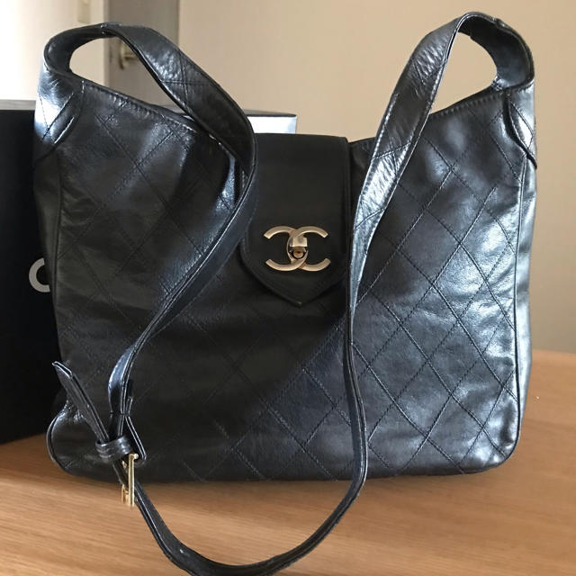 CHANEL(シャネル)のnao様専用です♡シャネル ビコローレ ショルダーバッグ 斜めがけ トートバッグ レディースのバッグ(ショルダーバッグ)の商品写真