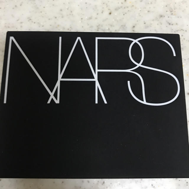 NARS(ナーズ)のNARS クワッドアイシャドー3972 コスメ/美容のベースメイク/化粧品(アイシャドウ)の商品写真