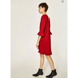 ザラ(ZARA)のZARA フリルデザインワンピース(ひざ丈ワンピース)