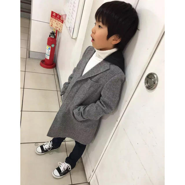 COMME CA ISM(コムサイズム)のコムサイズム キッズ チェスターコート キッズ/ベビー/マタニティのキッズ服男の子用(90cm~)(コート)の商品写真