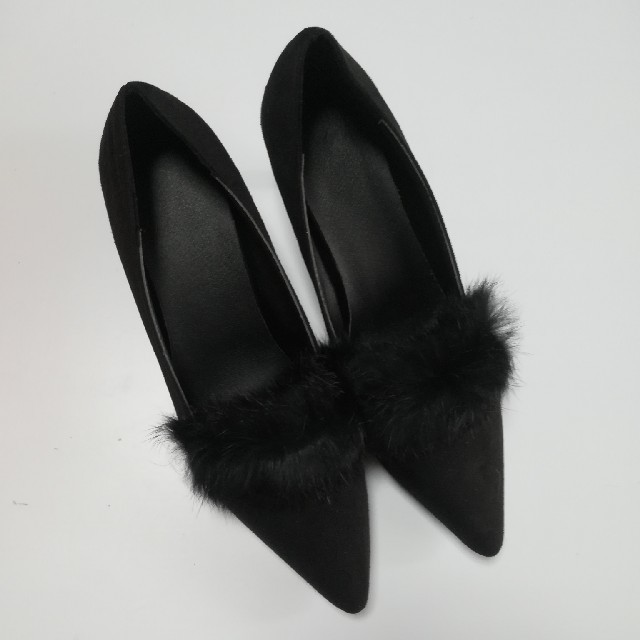 《特価》ワケあり　ファーパンプス　黒 レディースの靴/シューズ(ハイヒール/パンプス)の商品写真