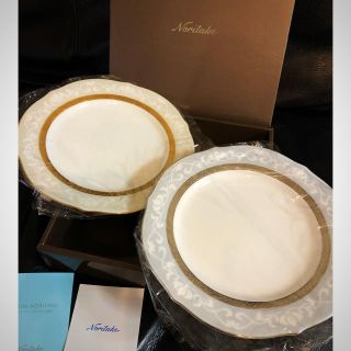 ノリタケ(Noritake)の新品未使用 ノリタケ ハンプシャーゴールド＆プラチナ お皿 ペア(食器)