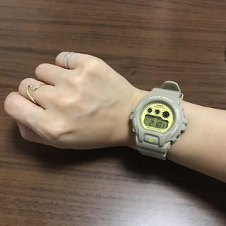 ジーショック(G-SHOCK)のG-SHOCK mini 丸型ベージュ♡︎(腕時計)