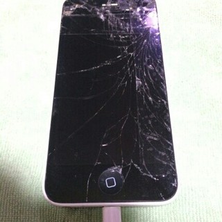 アイフォーン(iPhone)のiPhone5c ホワイト　ジャンク(スマートフォン本体)