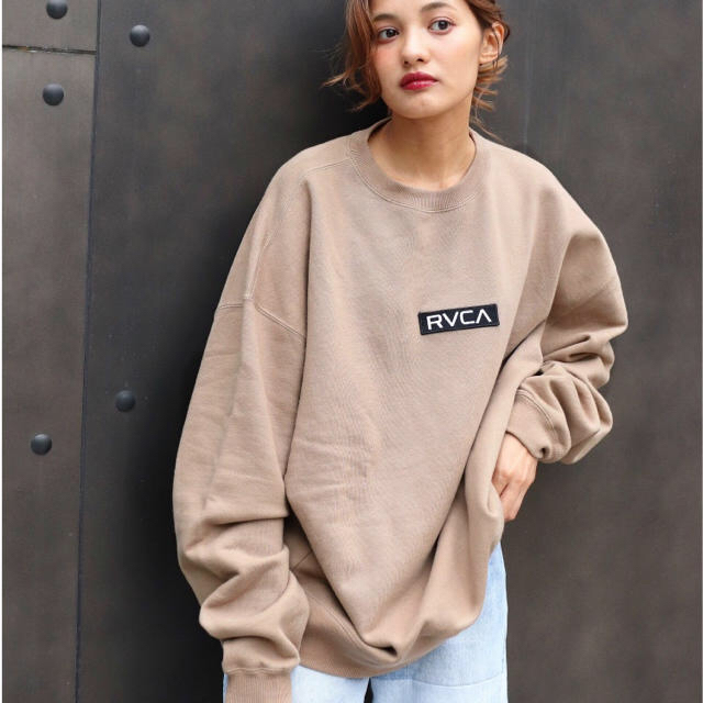 RVCA - rvca トレーナーの通販 by りほs shop｜ルーカならラクマ