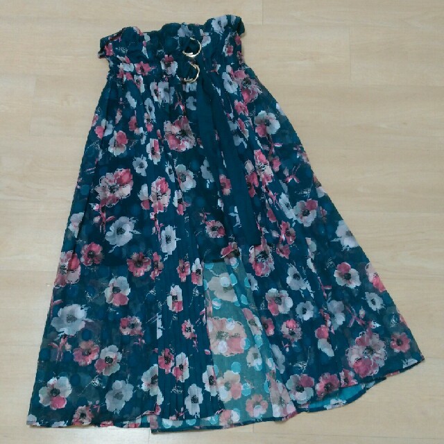 REDYAZEL(レディアゼル)の【REDYAZEL】花柄スカート レディースのスカート(ロングスカート)の商品写真
