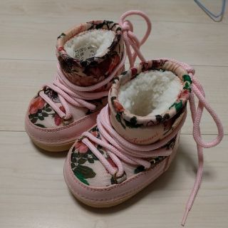 アルマーニ ジュニア(ARMANI JUNIOR)のお値下げ❗新品☆アルマーニジュニア お花柄✾フワフワブーツ(ブーツ)