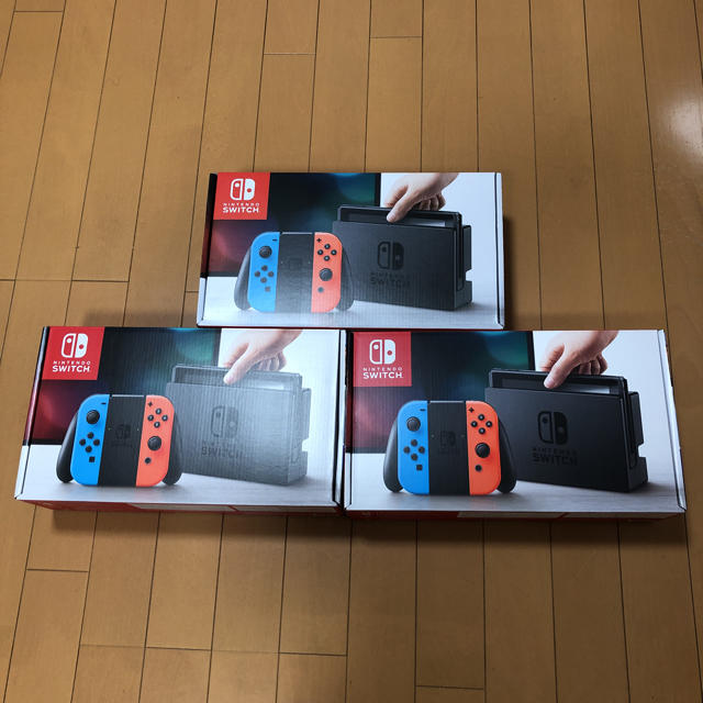 Nintendo Switch(ニンテンドースイッチ)のNintendo Switch 本体 新品 3台 エンタメ/ホビーのゲームソフト/ゲーム機本体(家庭用ゲーム機本体)の商品写真