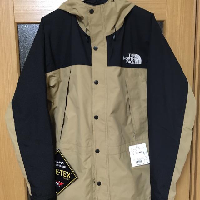 THE NORTH FACE(ザノースフェイス)のNORTH FACE MOUNTAIN LIGHT JACKET L   メンズのジャケット/アウター(マウンテンパーカー)の商品写真