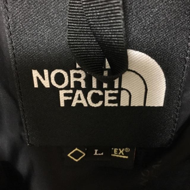 THE NORTH FACE(ザノースフェイス)のNORTH FACE MOUNTAIN LIGHT JACKET L   メンズのジャケット/アウター(マウンテンパーカー)の商品写真