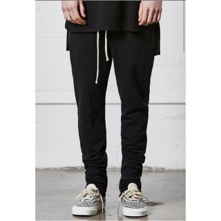 フィアオブゴッド(FEAR OF GOD)のessentials drawstring pants brack s(その他)