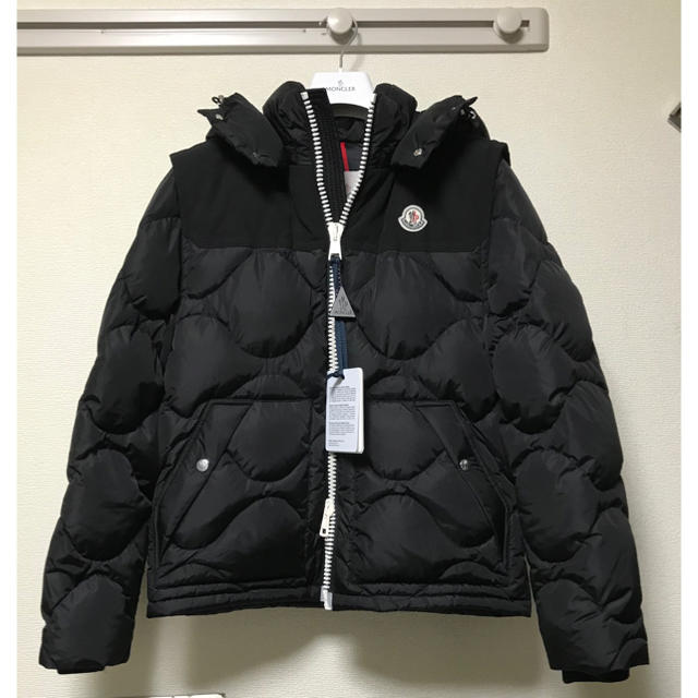 最高 MONCLER - MONCLERモンクレール ARLESアルル 新品未使用 新作!幻