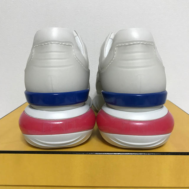 FENDI - 新品 正規品 FENDI mania × FILA スニーカー UK8の通販 by FENDI - 新品 正規品 FENDI mania × FILA スニーカー UK8の通販 by