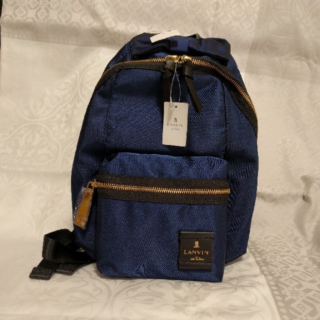 LANVIN en Bleu(ランバンオンブルー)のはるちゃんママ様専用　新品☆LANVIN　リュック　ミニトロカデロ　ネイビー レディースのバッグ(リュック/バックパック)の商品写真