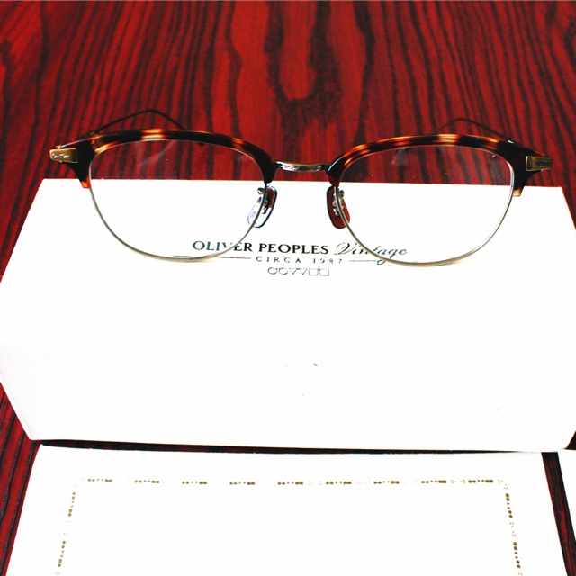 高級オリバーピープルズ OV1221TD-5124 チタン製・フレーム・鼈甲 メンズのファッション小物(サングラス/メガネ)の商品写真