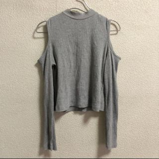 エイチアンドエム(H&M)のH&M♡肩開きtops(カットソー(長袖/七分))