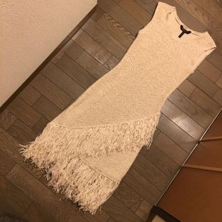 ビーシービージーマックスアズリア(BCBGMAXAZRIA)のBCBGワンピース(ひざ丈ワンピース)