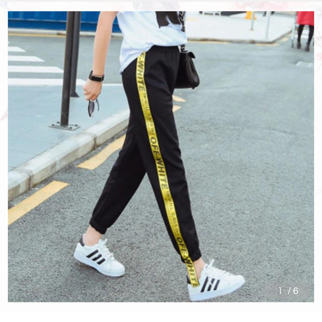 OFF-WHITE(オフホワイト)のオフホワイト パンツ スウェット レディースのトップス(トレーナー/スウェット)の商品写真